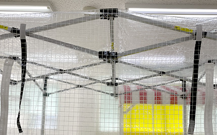 折り畳み可能な伸縮フレーム