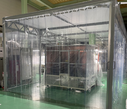 品質安定とクリーンな作業環境を支える防塵・クリーンブース