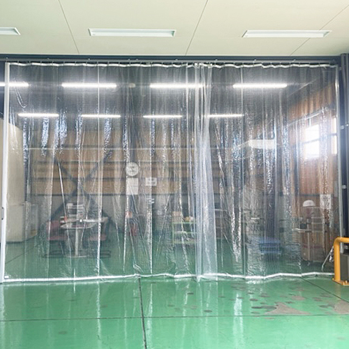 帯電防止の糸入り透明ビニールカーテン